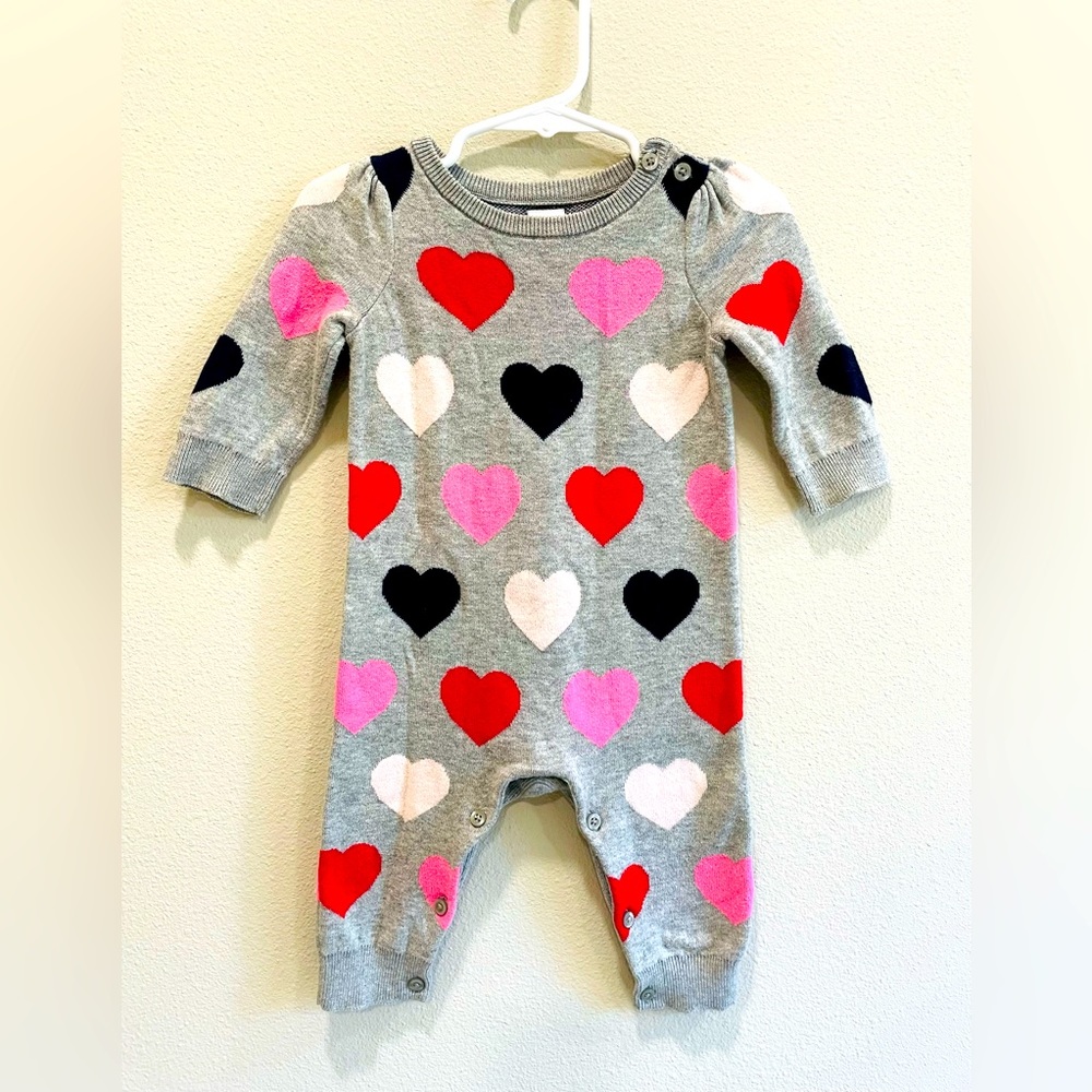 Baby Gap- Sweater onesie grey with hearts unisex warm cotton 3-6 months
